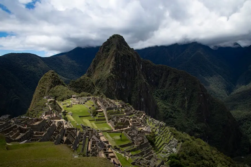 group tours to machu picchu