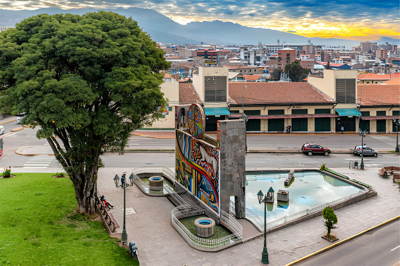 orellana pumaqchupan park cusco peru