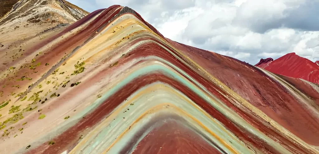 rainbow mountain in december