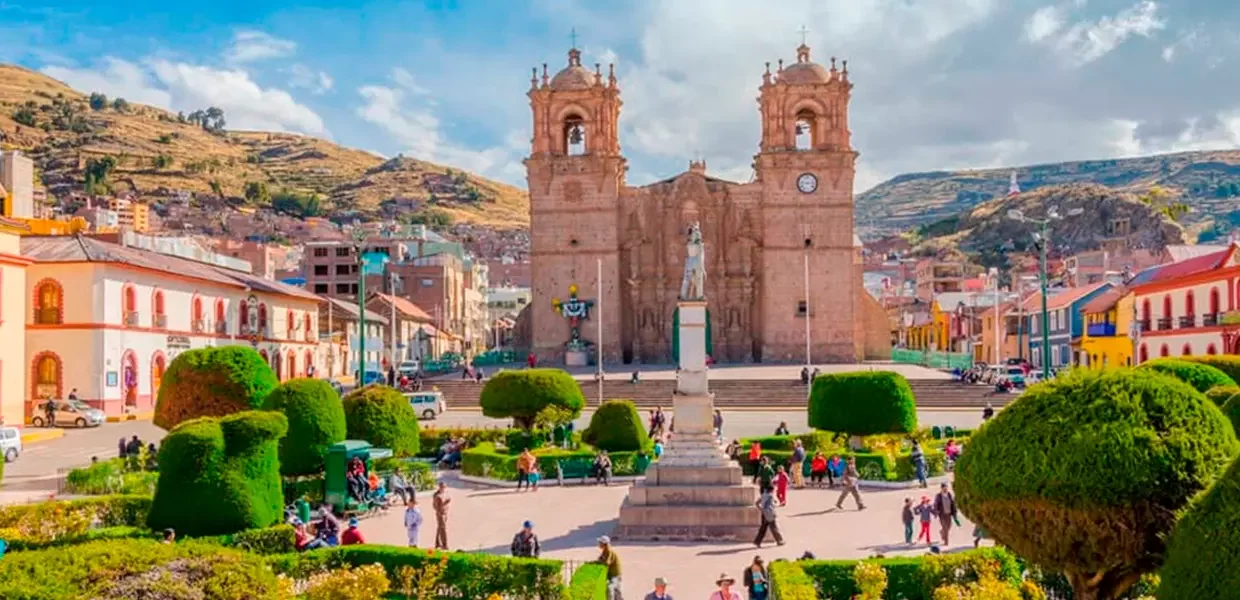 Puno Peru Explore Lake Titicaca Culture Floating Islands Cusco 